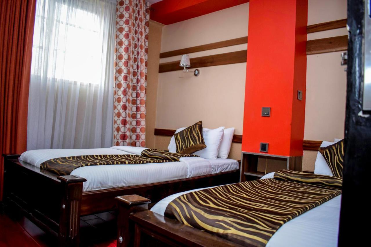 Simba Village Relax Inn Eldoret Eksteriør billede