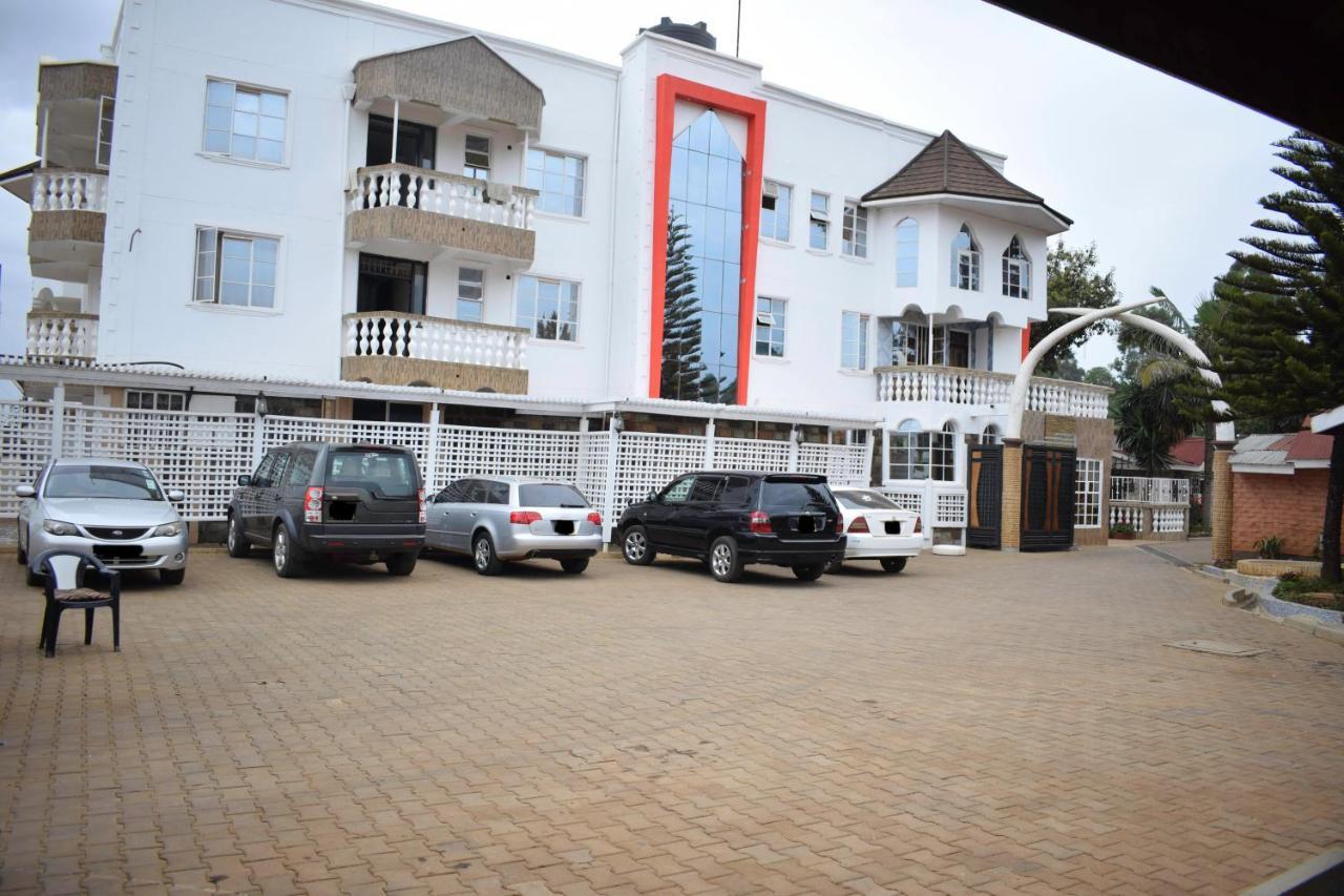 Simba Village Relax Inn Eldoret Eksteriør billede