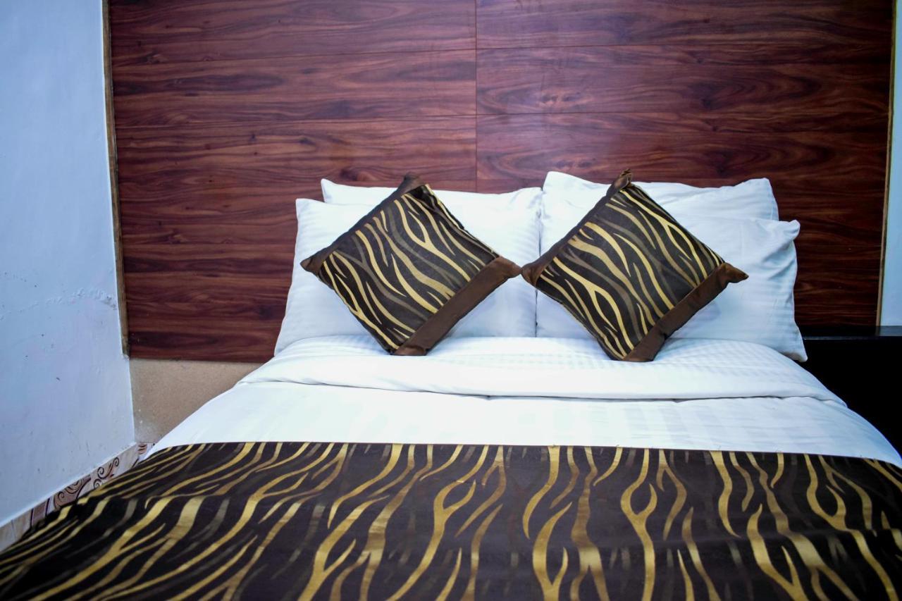 Simba Village Relax Inn Eldoret Eksteriør billede